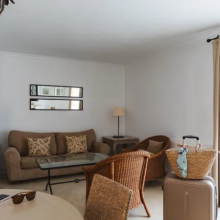Ona Lomas Village - Club Apartmanhotel
