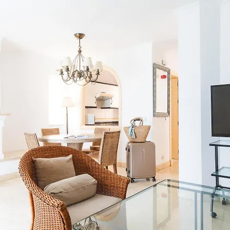Apartmanhotel Ona Lomas Village - Club 3*