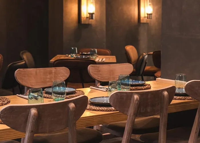 Ona Lomas Village - Club