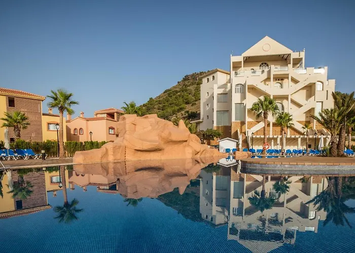 Ona Lomas Village - Club