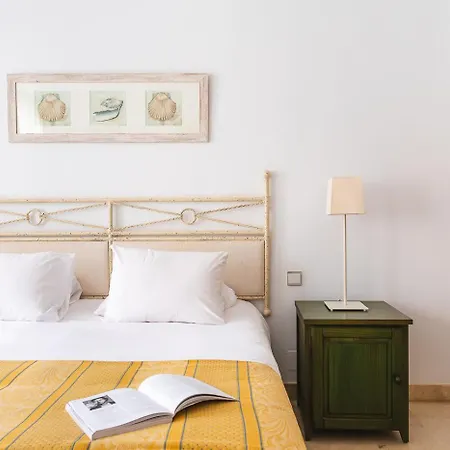 Apartahotel Lomas Village – Luxury